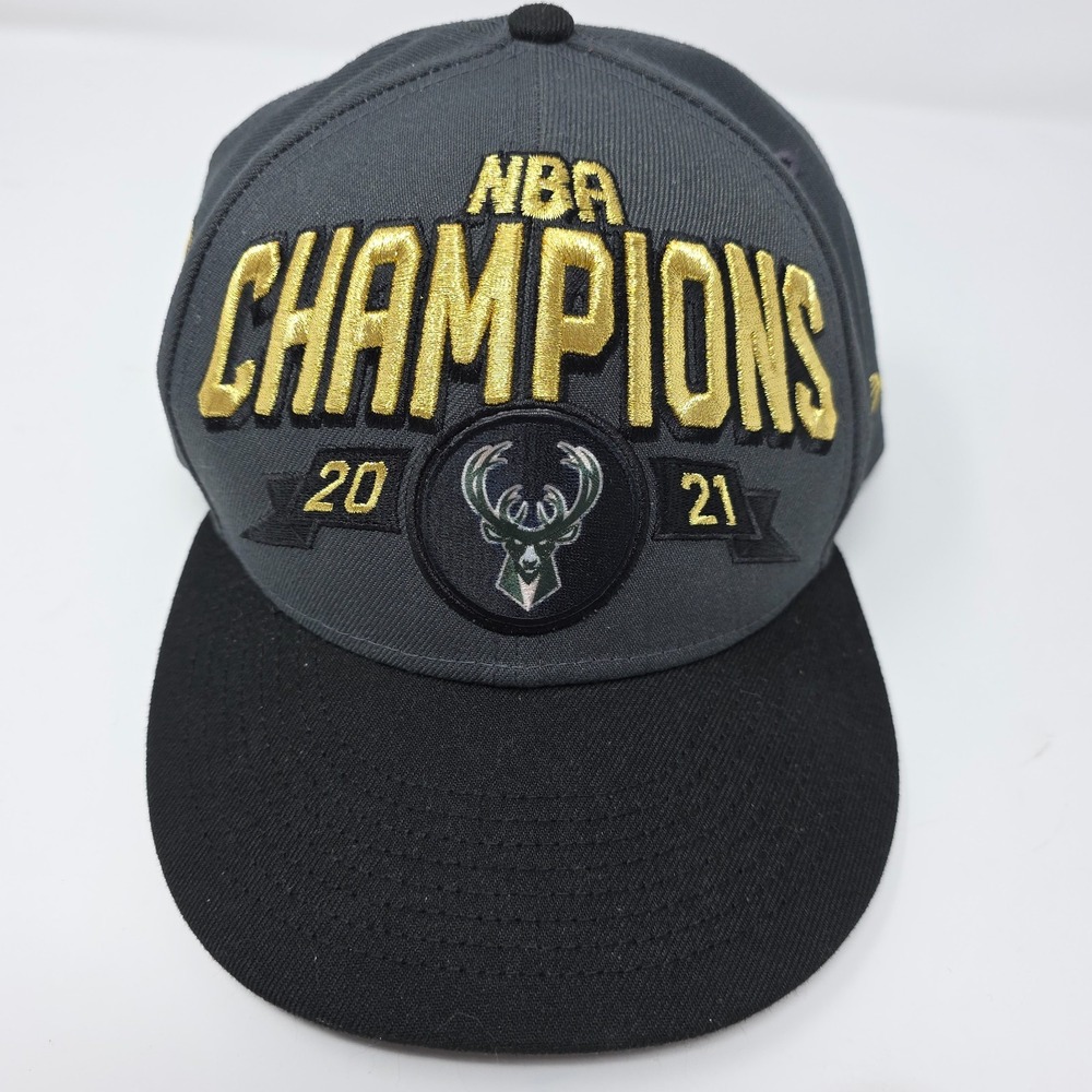 NBA New Era Hat Mens Gray Black Milwaukee Bucks 9FIFTY Snapback NBA Champion 21